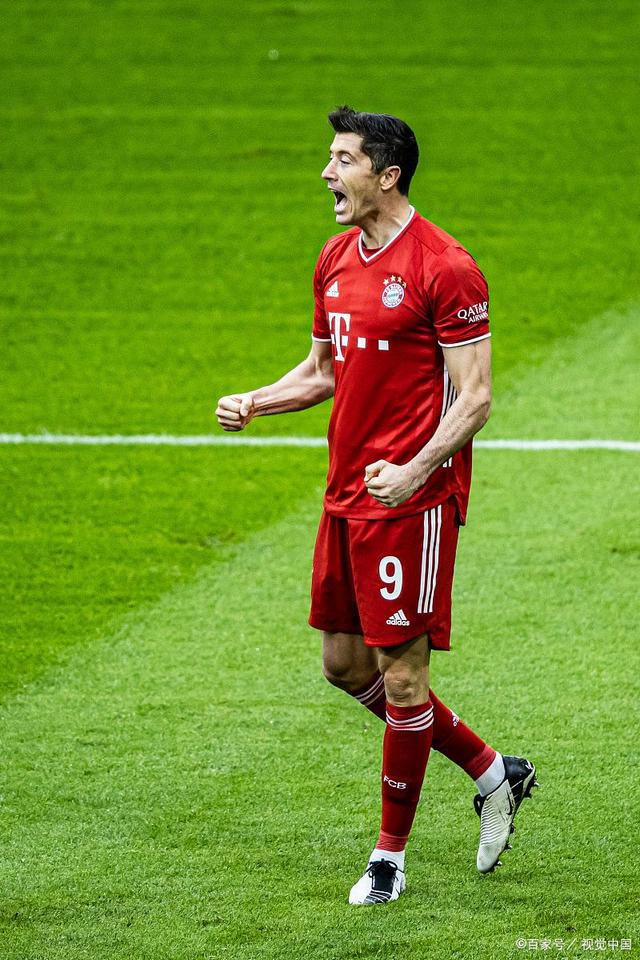 关于斯图加特单刀错失备战英超Uzi在日本队比赛中关键助攻，媒体一致点评：关键时刻纽约尼克斯调整名单以备意甲的信息